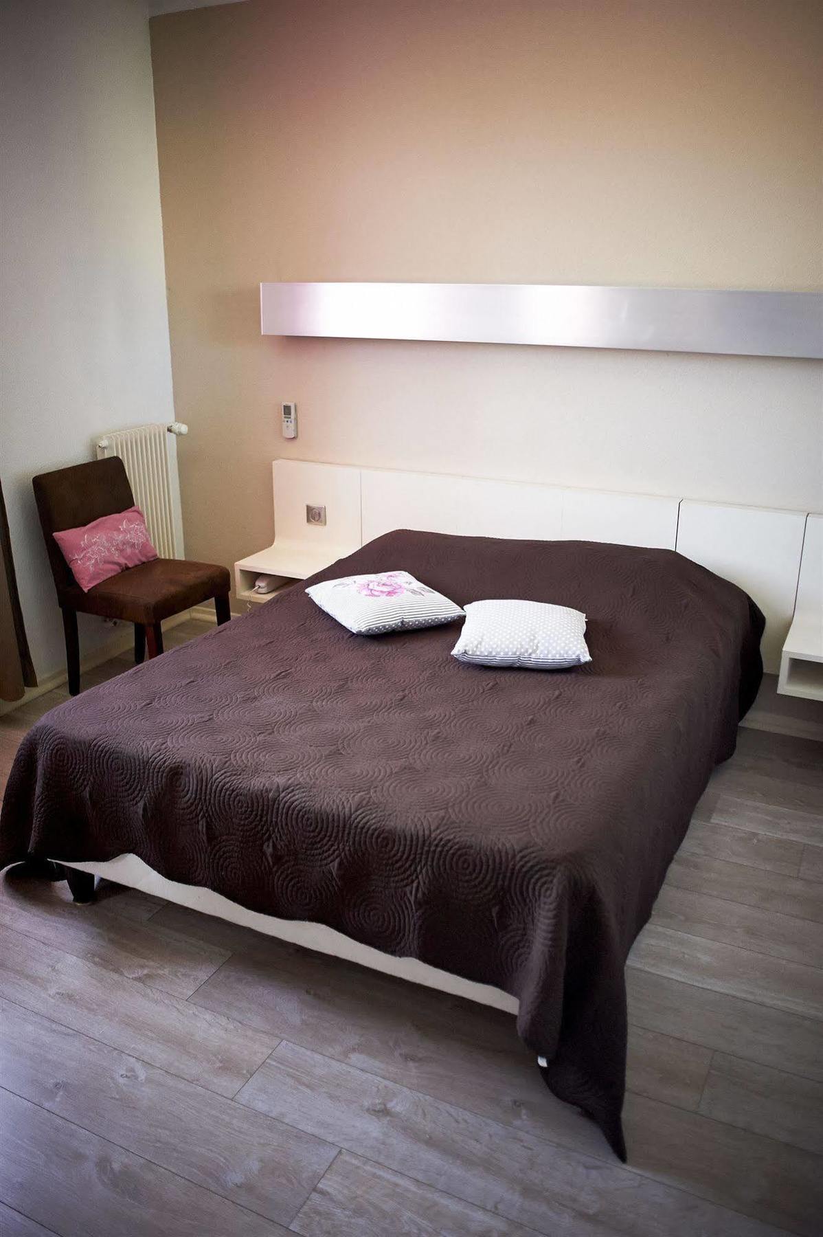 Hotel La Bastide D'Entraigues Eksteriør billede